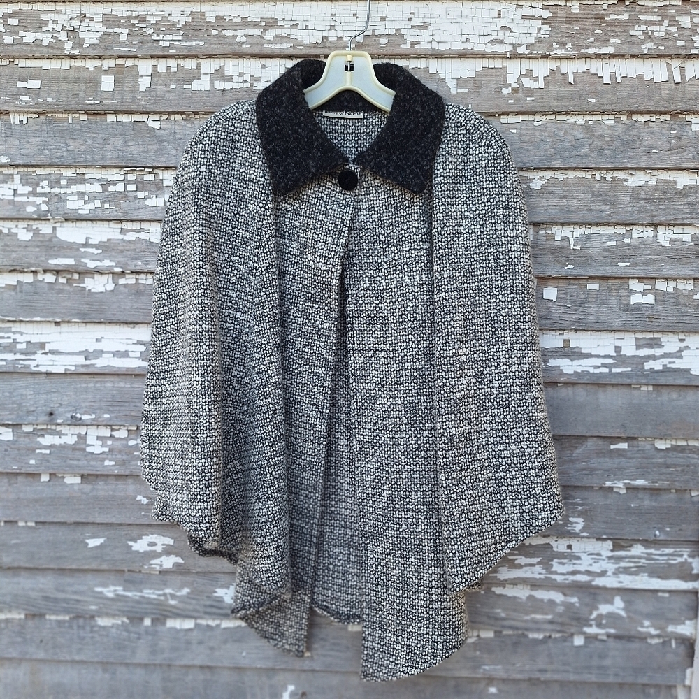 Weave of the Irish Wool Cape Poncho Shawl Wrap